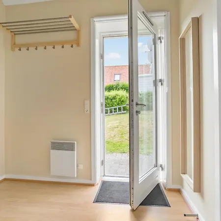 度假居 2 Bedroom Gorgeous In 古兹耶姆