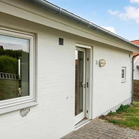 بيت للعطل 2 Bedroom Gorgeous In